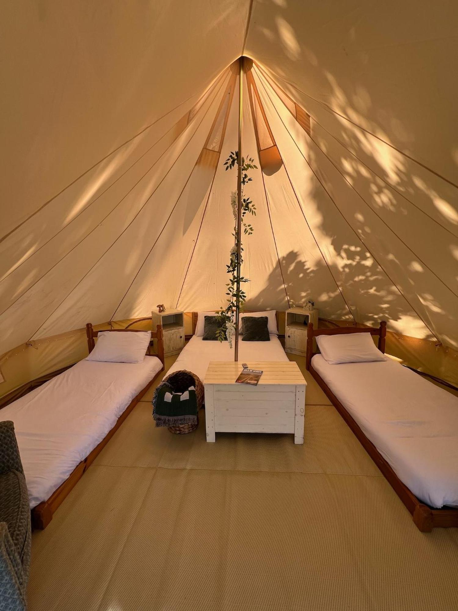 Glamping At Camp Corve Hotel Chale Buitenkant foto